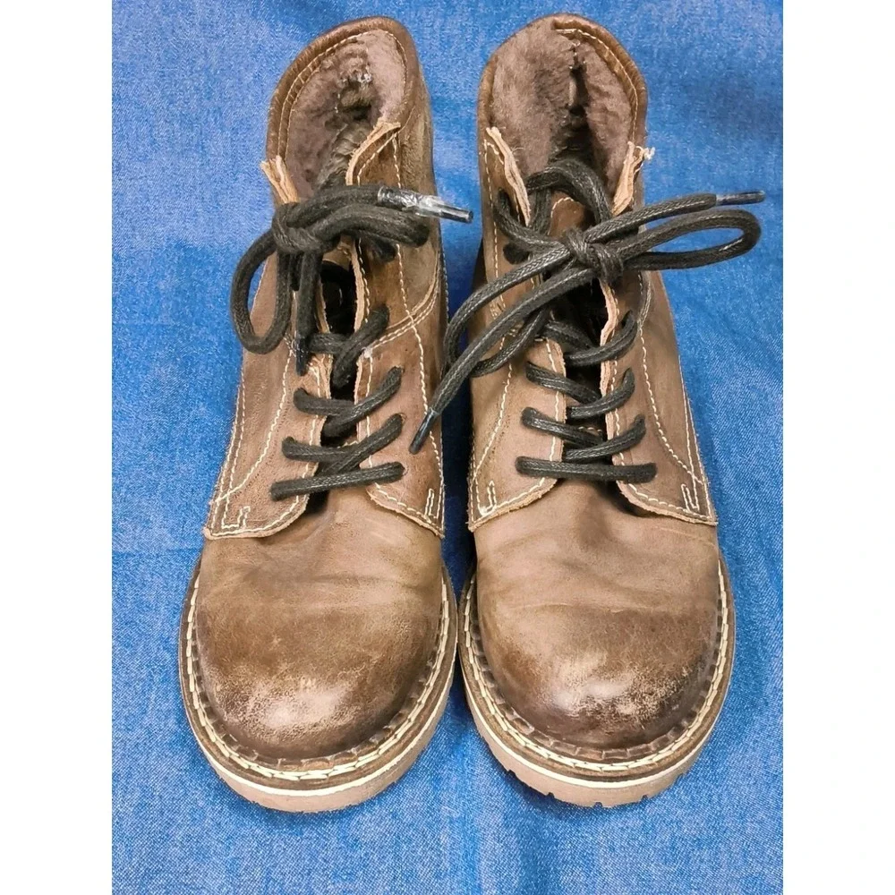 Pajar Canada Distressed Brown Leather Shearling Lined Winter Boots Lace Up [